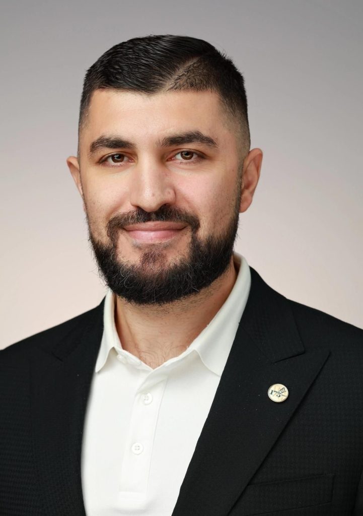 Geno Nadirov, Credit Leverage X CEO